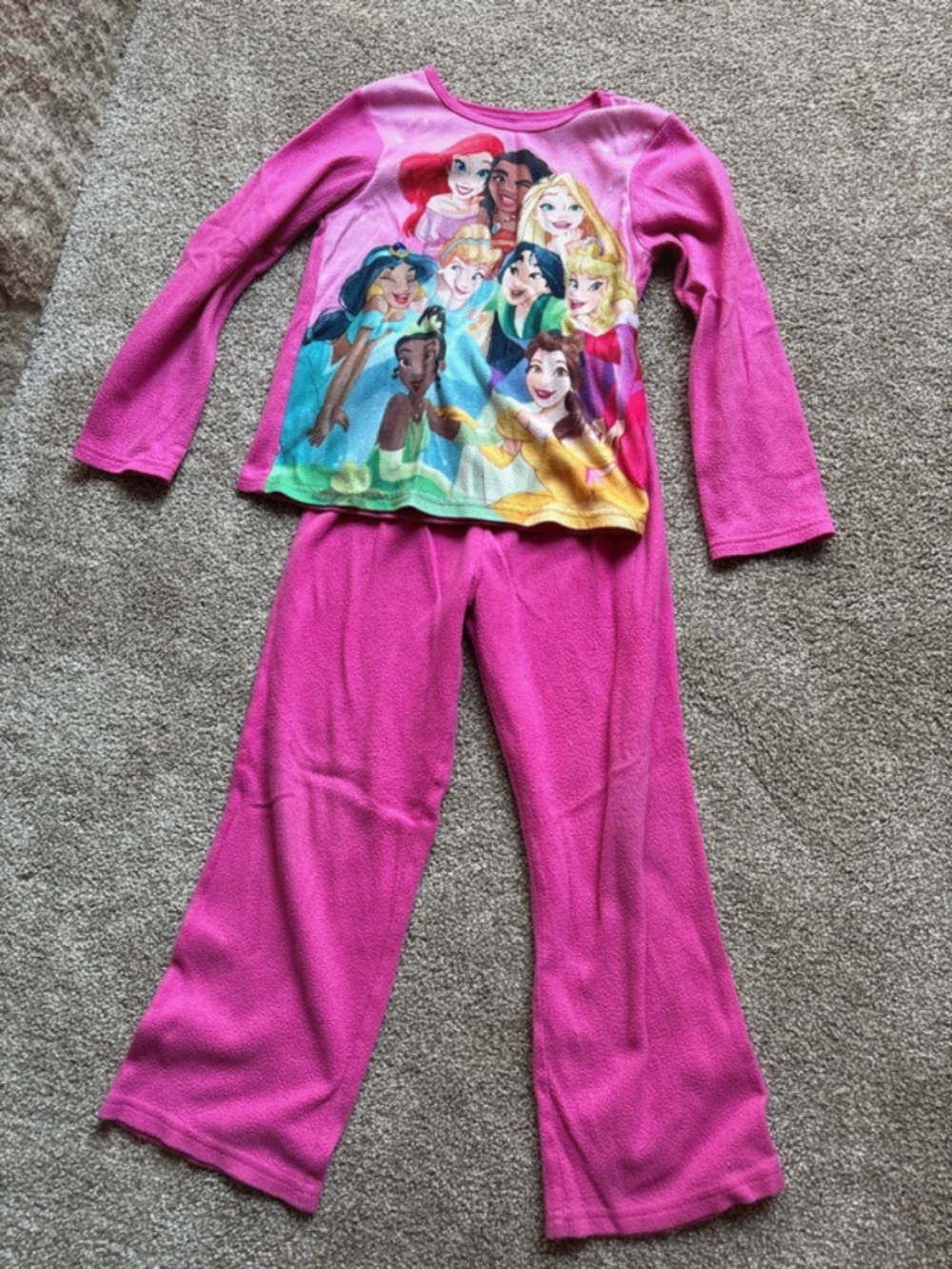 Disney Girls winter Fleece Princess Pajama Set size 6